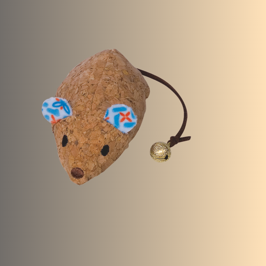 Souris en liège avec herbe à chat